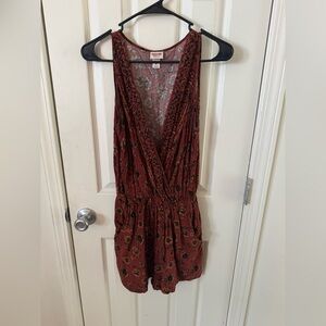 Mossimo Floral Romper Women’s Medium Rust Boho Sleeveless V Neck
